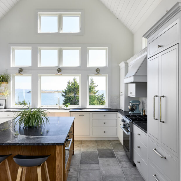 coastal-kitchen-addition-in-vinalhaven-maine-07